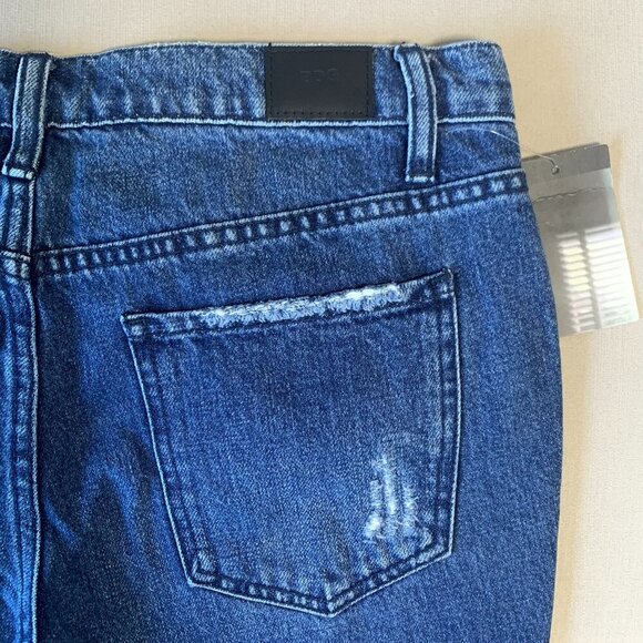 Urban Outfitters BDG Slim Boyfriend Distressed Dark Blue Jeans Emo Grunge - Picture 6 of 13